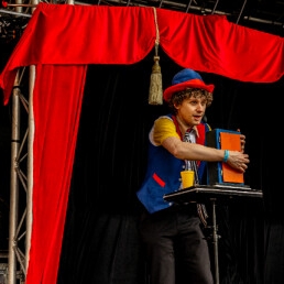 Clown Zwolle  (NL) Event | (Too) crazy circus show