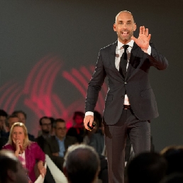 Spreker Doorn  (NL) Richard van Hooijdonk: Leiderschap