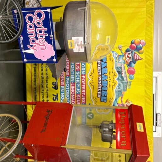 Foodtruck Den Haag  (NL) Een echt Suikerspin retrokar