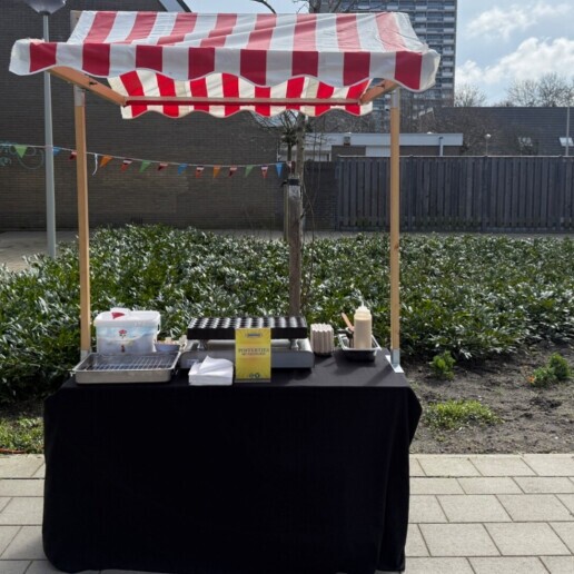 Food truck Den Haag  (NL) Freshly baked Poffertjes at your event!