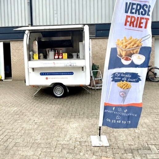 Foodtruck Den Haag  (NL) FRIETKRAAM & VEGA SNACKBAR