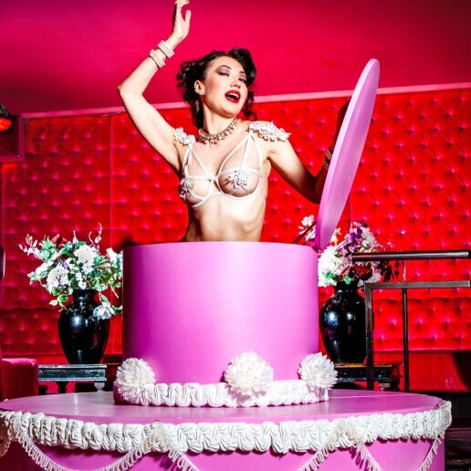Danser Rotterdam  (NL) Burlesque Pop Out Cake