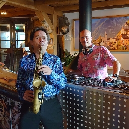 Saxophonist Overloon  (NL) sax and dj Jan&Dre