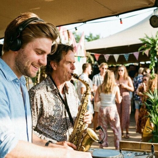 Saxophonist Overloon  (NL) Jan on sax with DJ Hidmar