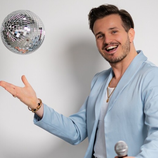 Zanger Someren  (NL) Feestzanger Tiago da Silva