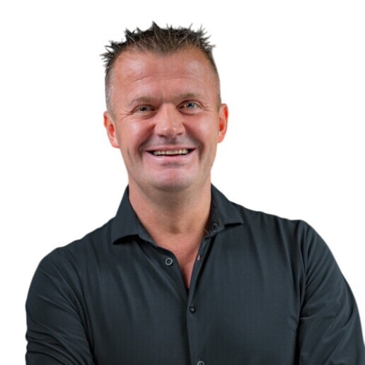 Singer (male) Hellendoorn  (NL) Dennis van Dam