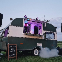 DJ drive-in show from 'T Caravanneke