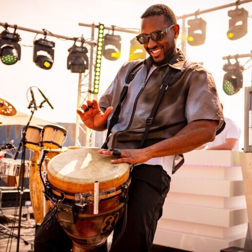 Percussionist Capelle aan den IJssel  (NL) Percussionist Faynel Rigters
