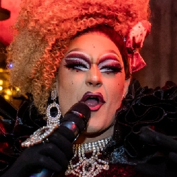 DragQueen BINGO SHOW met Obesia Grandé