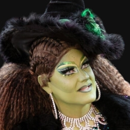 Wicked Elphaba Act / Thema