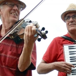 Band Lochem  (NL) Frejleche Frajnde klezmer duo