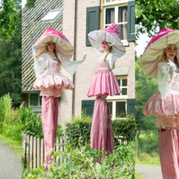 Actor Apeldoorn  (NL) Pink mushroom on stilts