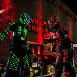 Cyber Led Robot Duo op stelten