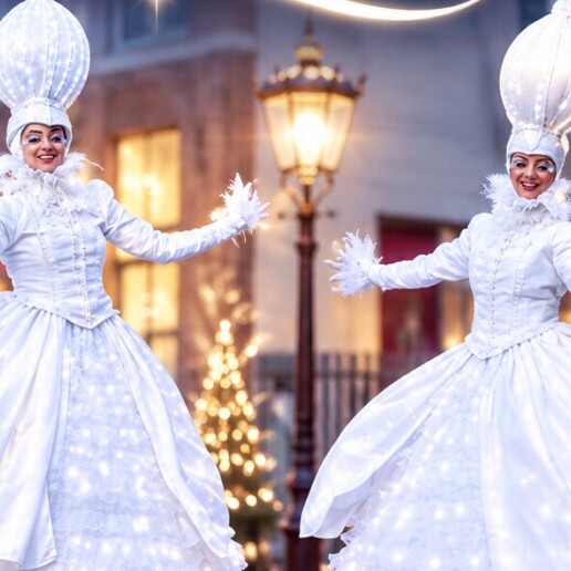 Actor Spijkenisse  (NL) Stilt Walking and Winter Acts