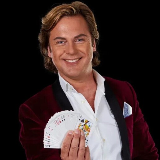Goochelaar Spijkenisse  (NL) Goochelaar Table Magic