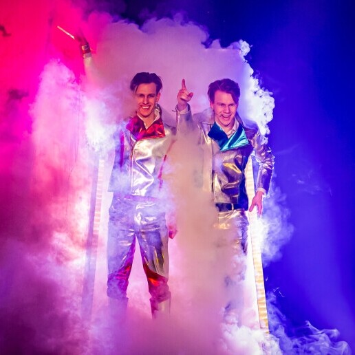 Goochelaar Aalsmeer  (NL) Illusieshow | The Magic Brothers