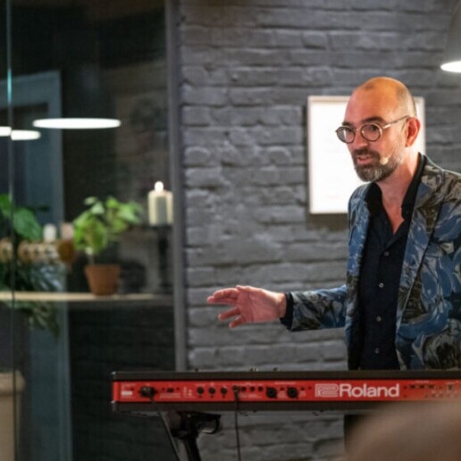 Spreker Sittard-Geleen  (NL) Peter van Kempen: De Muzikale Peptalk!