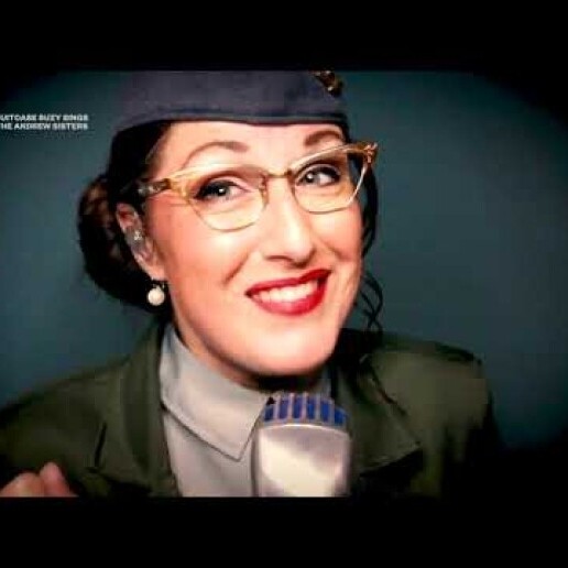 Singer (female) Grave  (NL) Suitcase Suzy: Liberation Tribute