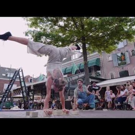 Acro: HOOG-tevree