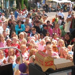 Sinterklaas en de verdwenen mijter