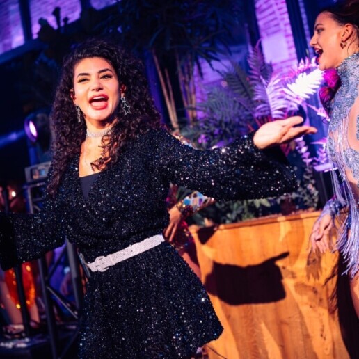 Zangeres Maassluis  (NL) Zangeres MARAL