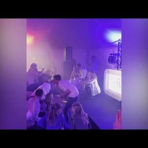 Singer (female) Giesbeek  (NL) Singer all-round private party Christine