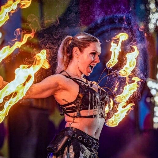 Stage Vuurshow - Vuurspuwen