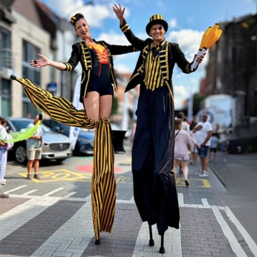 Actor Waalwijk  (NL) Stilt act - Circus Stiltwalkers
