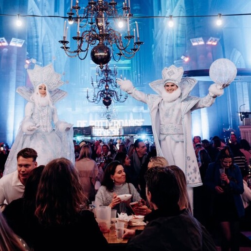 Actor Waalwijk  (NL) Stilt Act-Winter Wonderland King&Queen