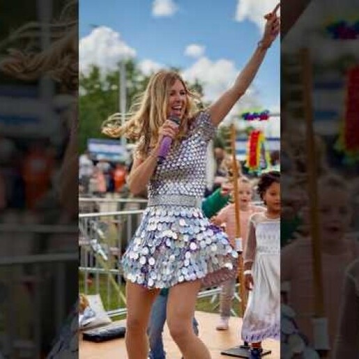 Kindervoorstelling Gorinchem  (NL) Kinder zang en dansshow van Roos