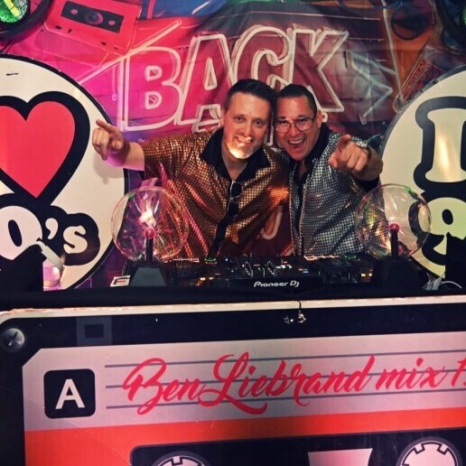 Drive-in show Alphen aan den Rijn  (NL) Retro DJ Party | Back to the 70s 80s 90s