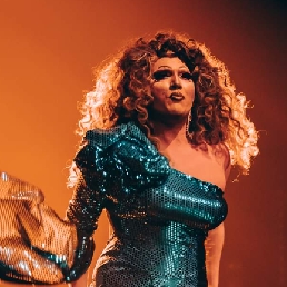 Dragqueen hosting