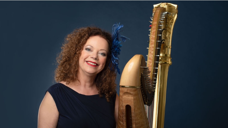 Carla Bos, harpist