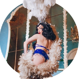 Vegas Showgirl Burlesque Act