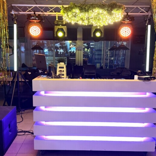 DJ Spijkenisse  (NL) Party & Dance allround "Zilver" show