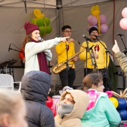 St. Nicholas band at entry