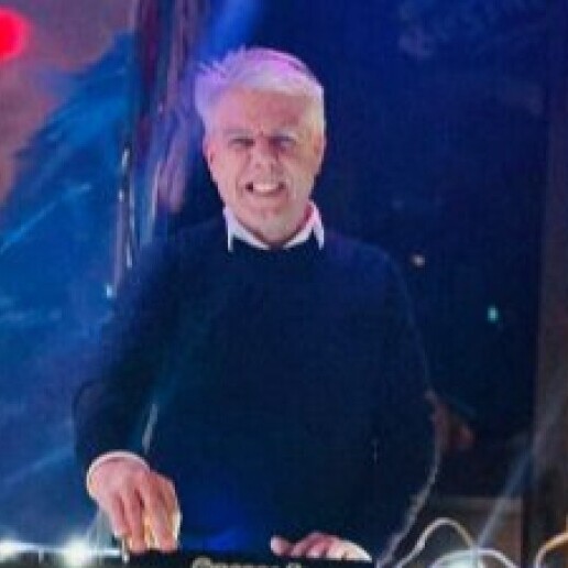 DJ Groesbeek  (NL) Vinyl DJ Francesco