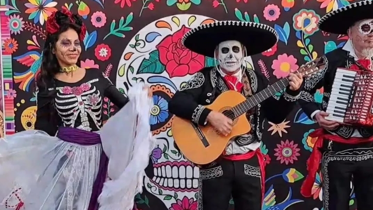 Dia de los muertos Mariachis