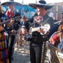 Mariachi Express Serenate trio