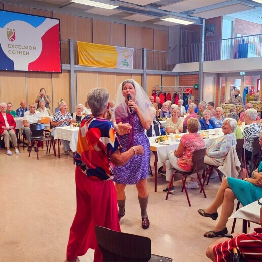 Singer (female) Dongen  (NL) Levensloop: Nostalgische Muziekshow