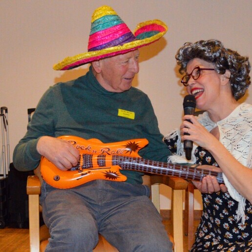 Singer (female) Dongen  (NL) Levensloop: Nostalgische Muziekshow