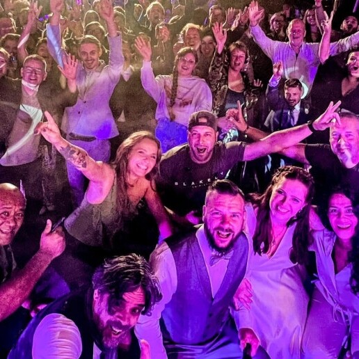 Band Rhoon  (NL) Let's Get Loud!