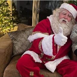Animatie Noordbeemster  (NL) Uw muzikale Kerstman bij uw thuis.