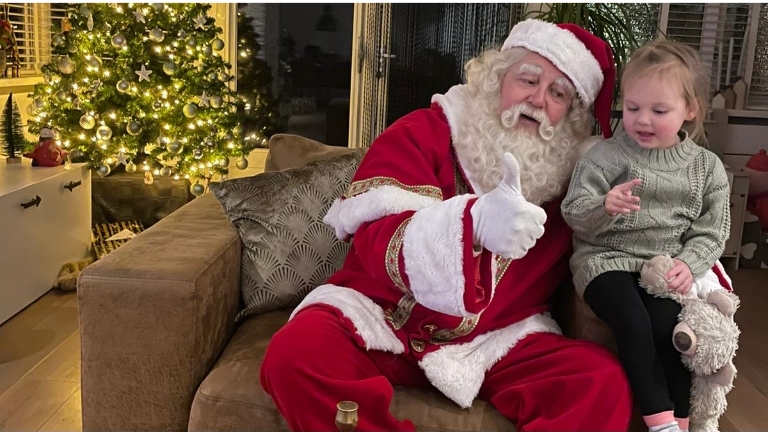 Uw muzikale Kerstman bij uw thuis.