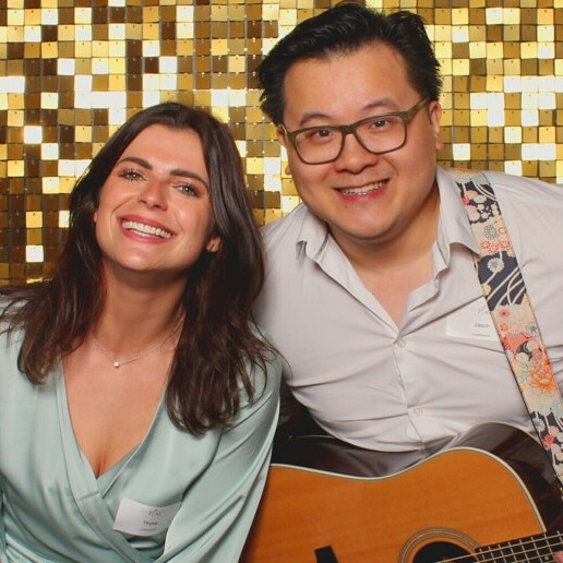 Singer (female) Hoogland  (NL) Dynamisch (kerst) Duo Thysa en Jason