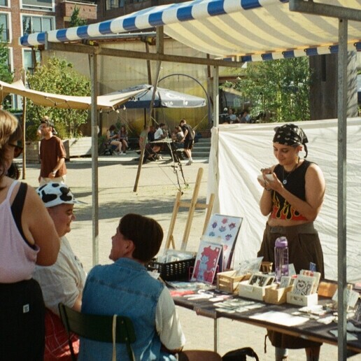 Artist Den Dolder  (NL) Cartoonist/Quick-Sketch Artist Cate