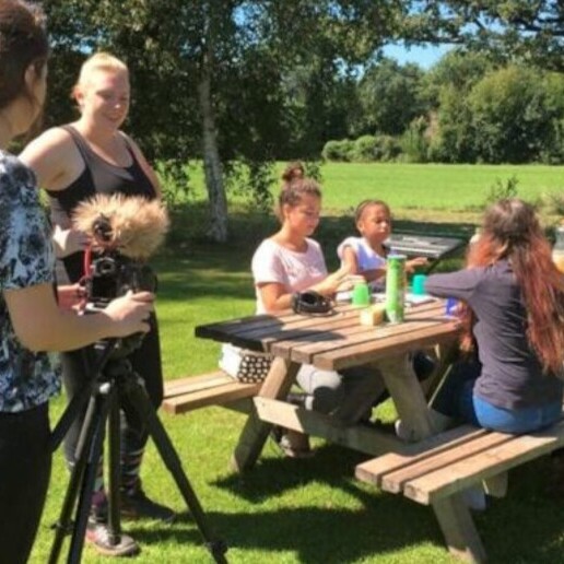 Trainer/Workshop Schiedam  (NL) Kinderfeestje: Maak je eigen videoclip!