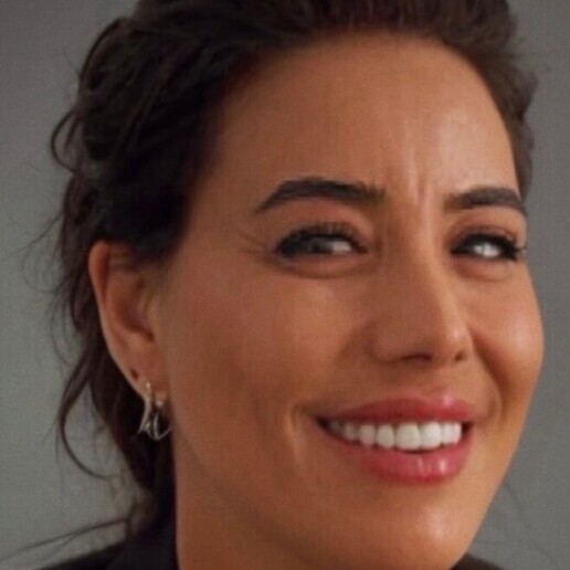 Presentator Amsterdam  (NL) Aïcha Marghadi Presentator/Dagvoorzitter