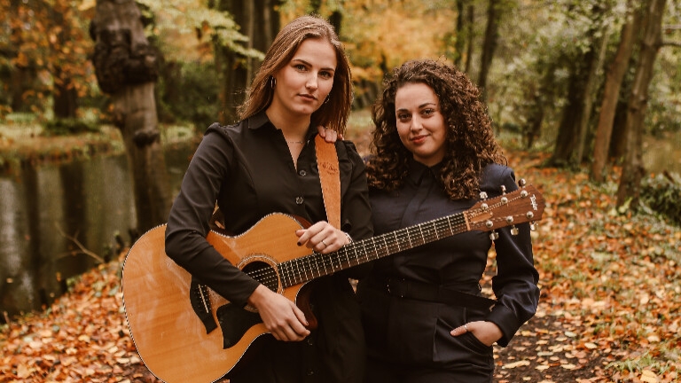 Live muziek door Mindel & Sabien