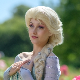 Character/Mascott Veenendaal  (NL) Enchanting event with Queen Elsa